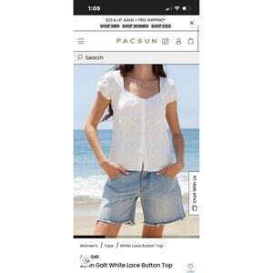 Brandy Melville Top OS White Lace Trim Sweatheart Neckline